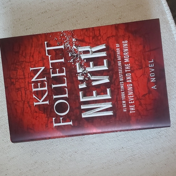 NEVER by Ken Follett - Picture 1 of 8